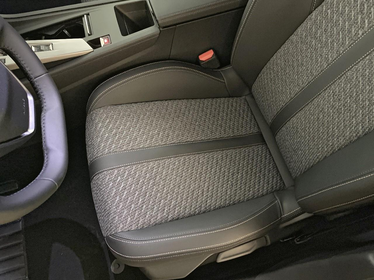 Peugeot 308 sw bluehdi 130ch s&s eat8 allure — photo 9