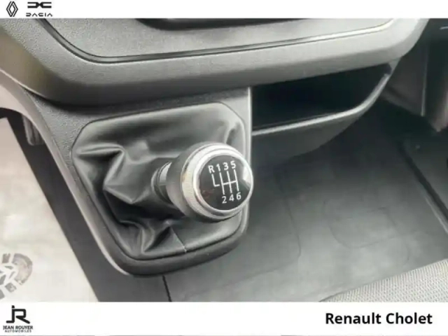 Renault Trafic fg l1h1 2t8 2.0 blue dci 110ch confort (soit 18300? ht) — photo 6