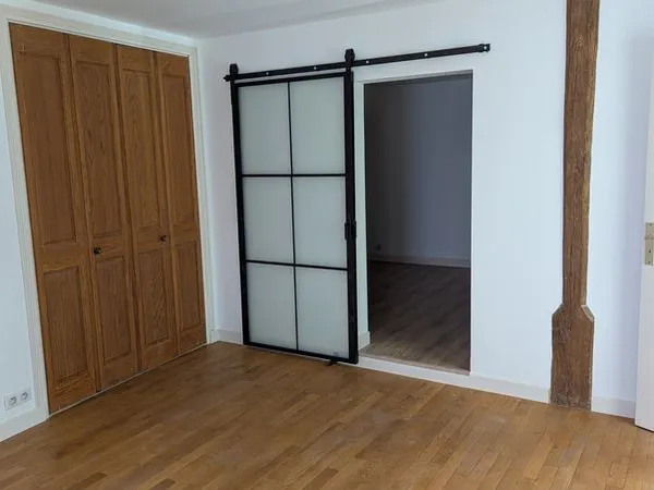 Appartement 70 m² - 2 chambres - Vue exceptionnelle sur l'Abbaye de Vendôme