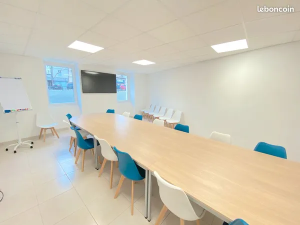 Bureau a louer tout compris mobilier fibre edf