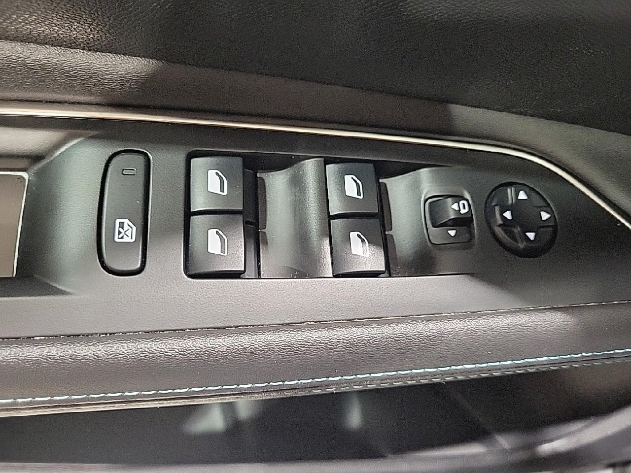 Peugeot 3008 bluehdi 130ch s&s eat8 allure pack — photo 23