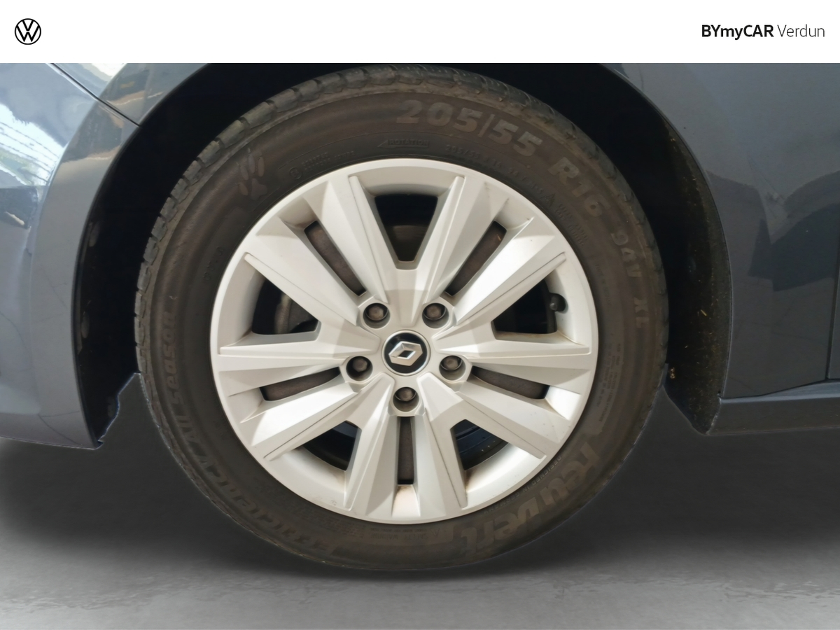 Renault Mégane IV Berline Blue dCi 115 - 21B — photo 14
