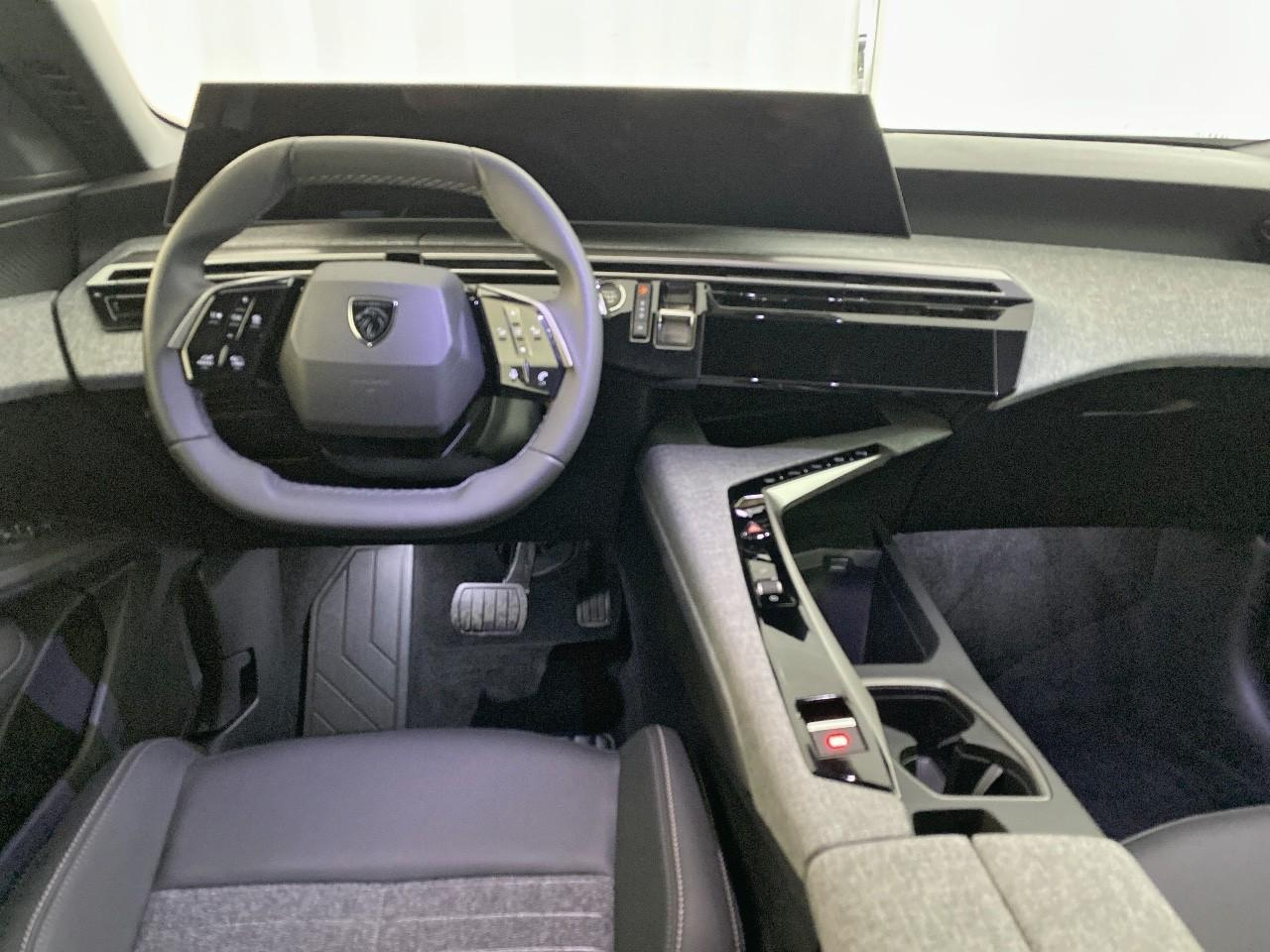 Peugeot 5008 hybrid 145 ch e-dcs6 allure — photo 8