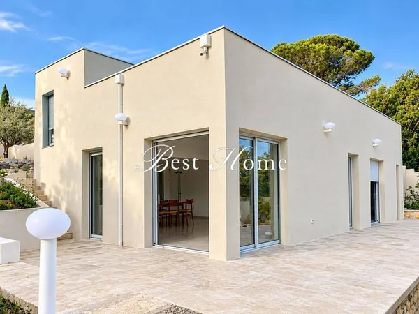 Maison 4 pièces 143 m²