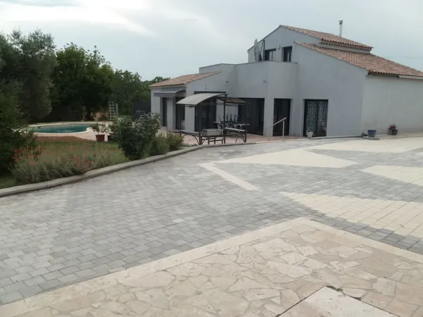 maison de 135m2 sur 125000 m2 de terrain de 2022