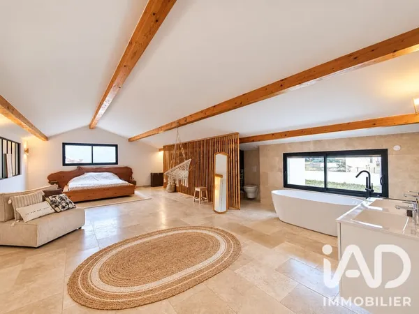 Maison 5 pièces 140 m²