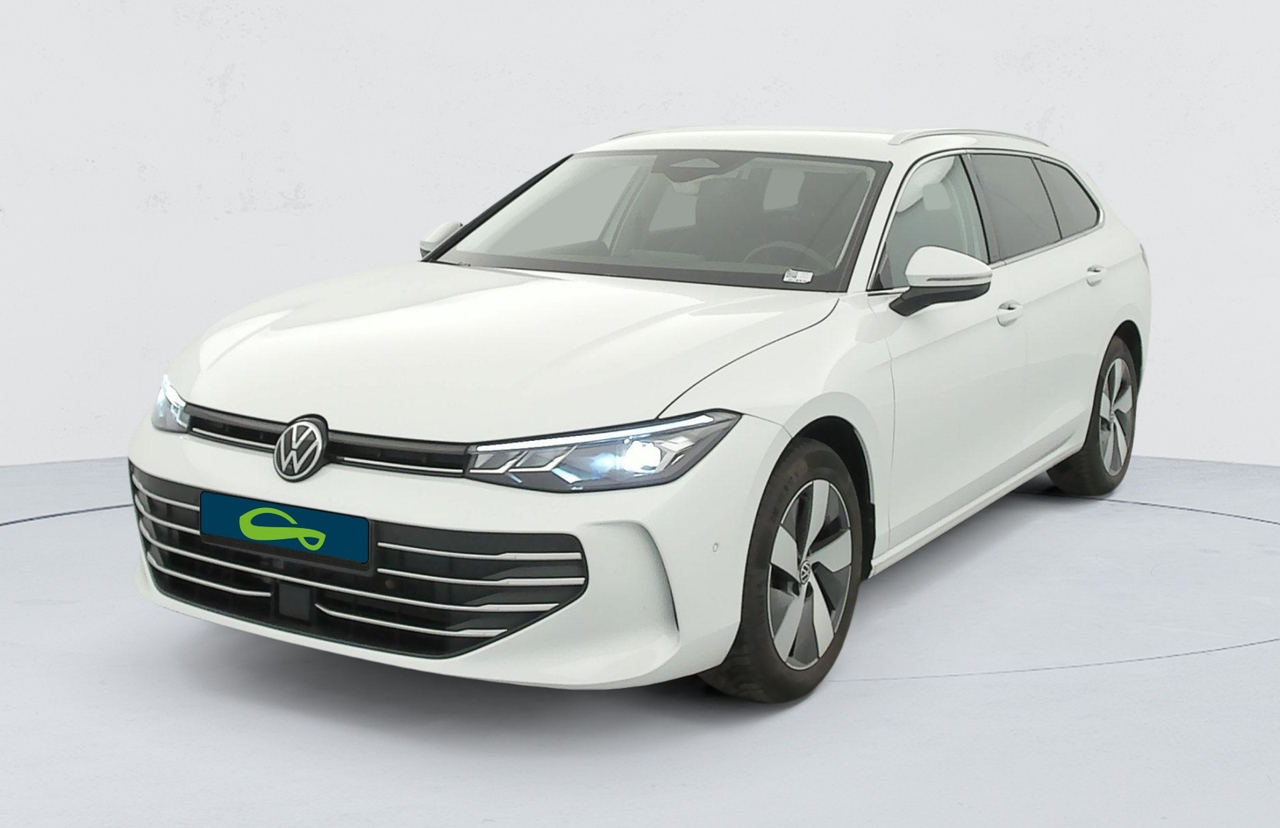 Volkswagen Passat — photo 1