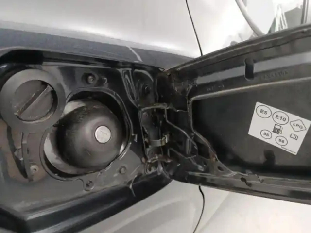 Dacia Sandero 1.0 eco-g 100ch essential — photo 10
