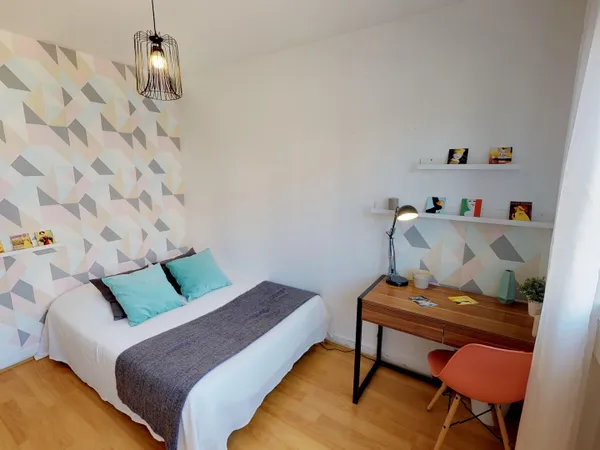 Loue chambre en colocation dans appartement
