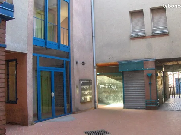 Studio 1 pièce 23 m²