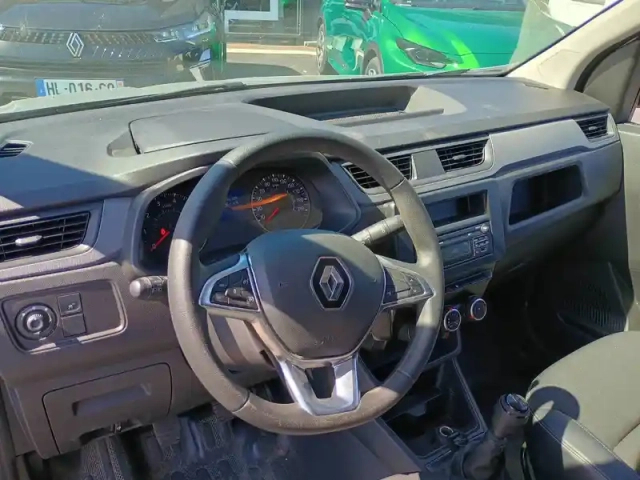 Renault Express Van blue dci 95 — photo 4