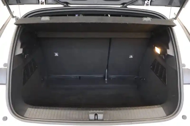 Renault Megane e-tech ev60 220 ch optimum charge — photo 98