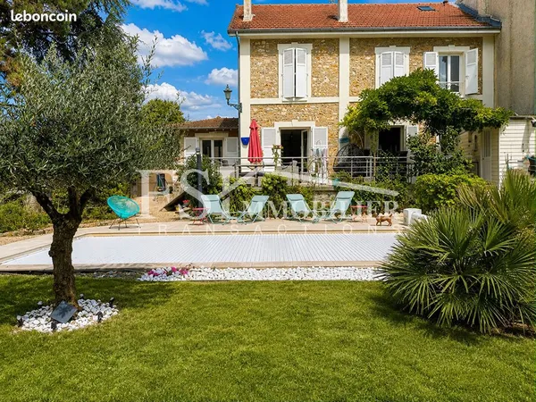 Maison 8 pièces 150 m²