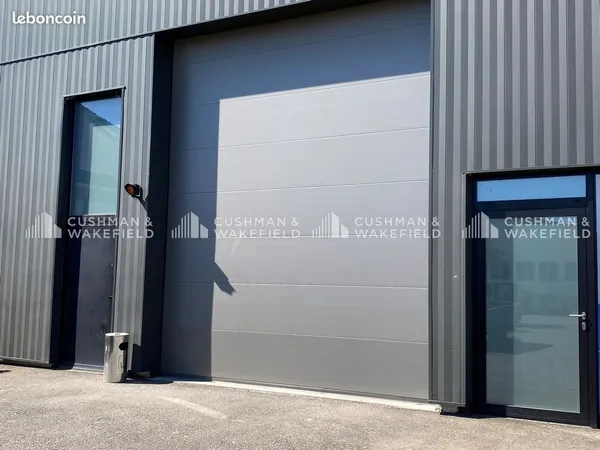 Local 535 m²