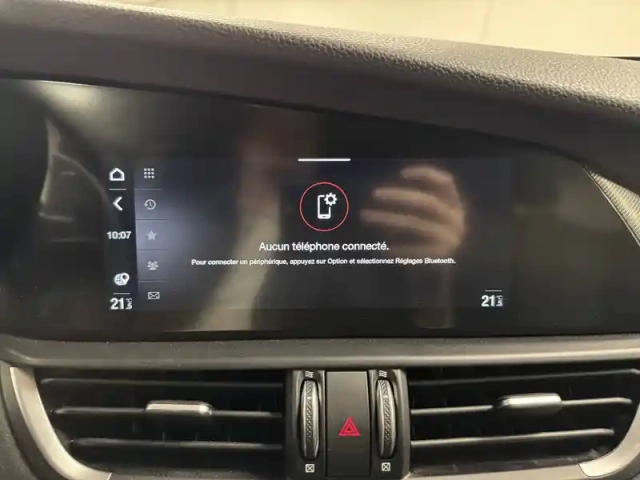 Alfa Romeo Giulia 2.2 190 ch at8 — photo 127