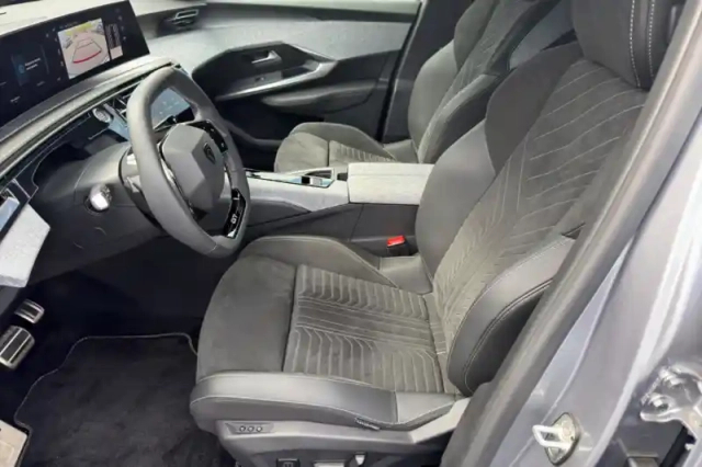 Peugeot 3008 electrique 325 ch 4x4 73 kwh — photo 10