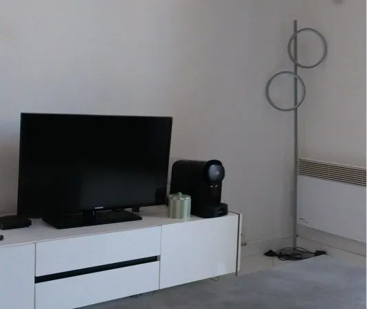 Studio meublé à l'année | Balcon & Parking