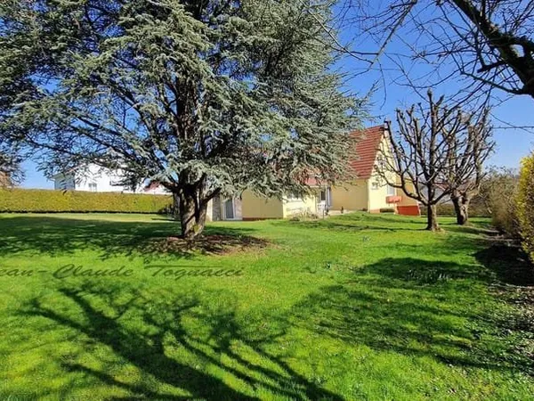 Maison de Standing à vendre à Delle