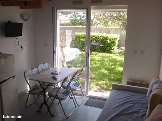 Studio a louer a l'année