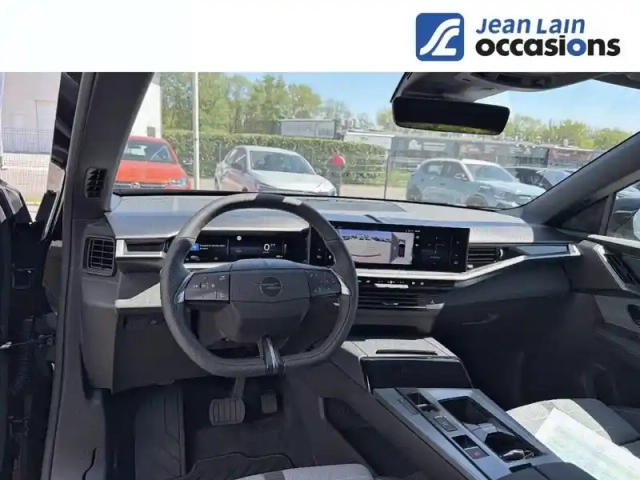 Opel Grandland electrique 213 ch &amp; batterie 73 kwh — photo 11