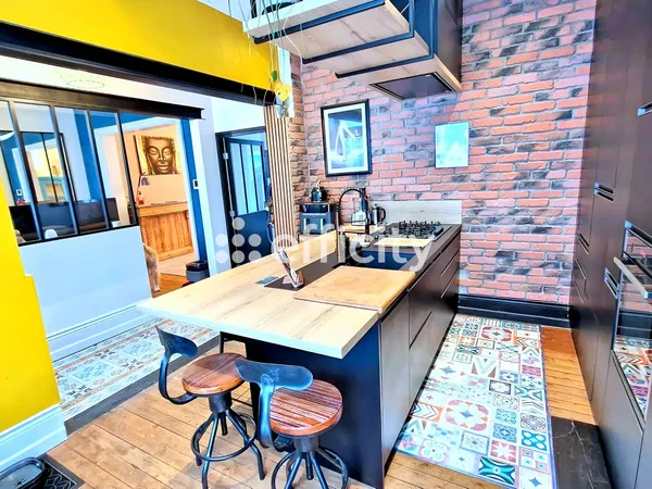 Maison 6 pièces 160 m²
