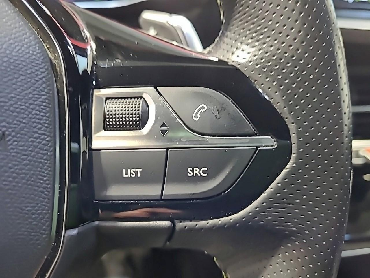 Peugeot 2008 puretech 130 s&s eat8 gt — photo 20