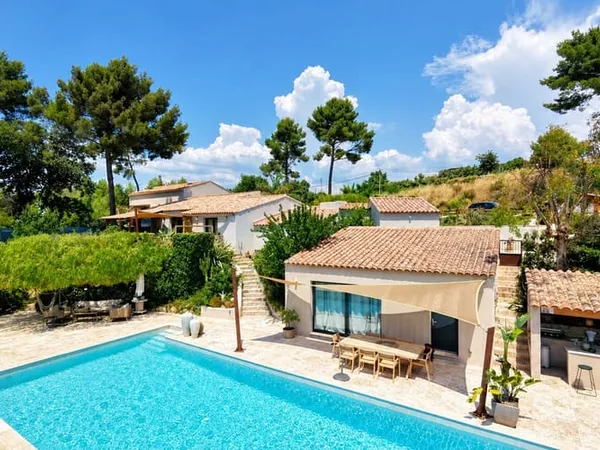 Maison 7 pièces 150 m²
