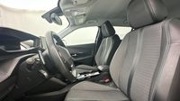 Peugeot 2008 1.2 PureTech 130ch S&S Allure Pack EAT8 — photo 9