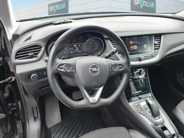 Opel Grandland X hybrid 225 ch bva8 elite — photo 12