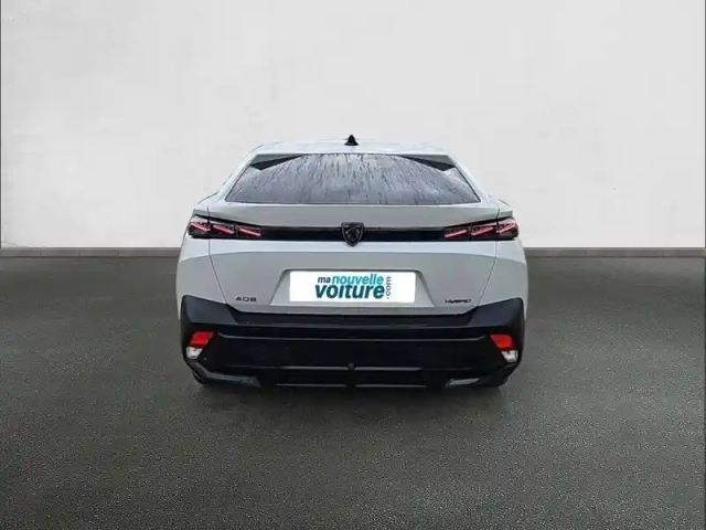 Peugeot 408 phev 180 e-eat8 — photo 5