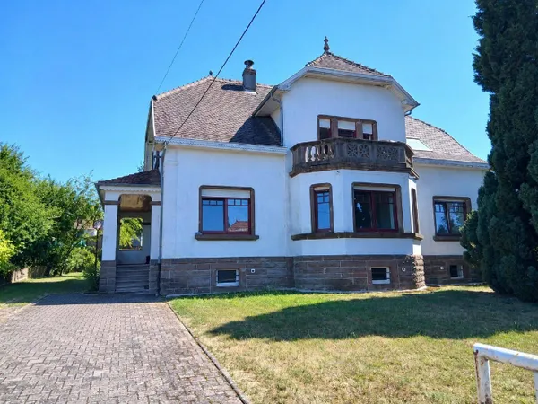 Maison 8 pièces 190 m²