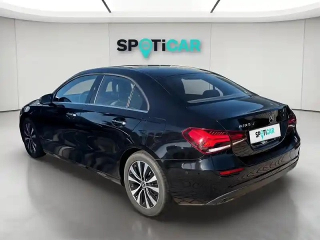 Mercedes Classe A 180 136ch style line 7g-dct — photo 3