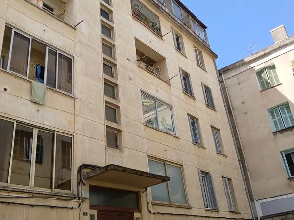 Appartement de 83 m² avec garage - Ajaccio centre