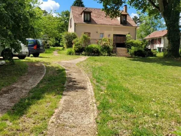 Maison familiale avec vue exceptionnelle sur le Vexin - terrain de 2000 m² divisible - dépendance am