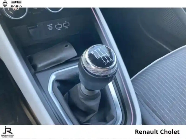 Renault Clio 1.0 tce 90ch techno — photo 6