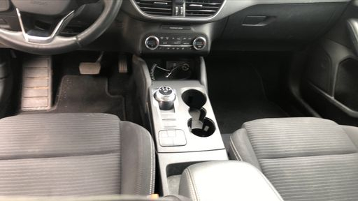 Ford Focus SW 1.0 Ecoboost 125 BVA8 - Titanium – 2019 – 132632 km – Essence – Boîte Automatique — photo 2