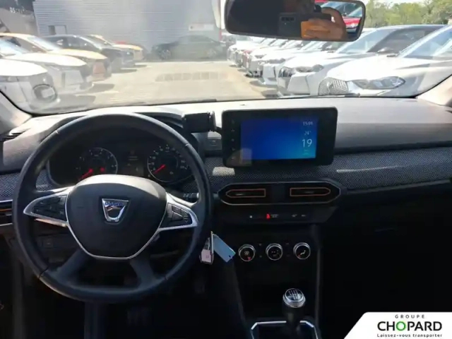 Dacia Sandero eco-g 100 — photo 15