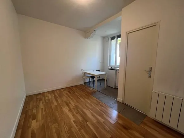 Appartement 1 pièce 17 m²