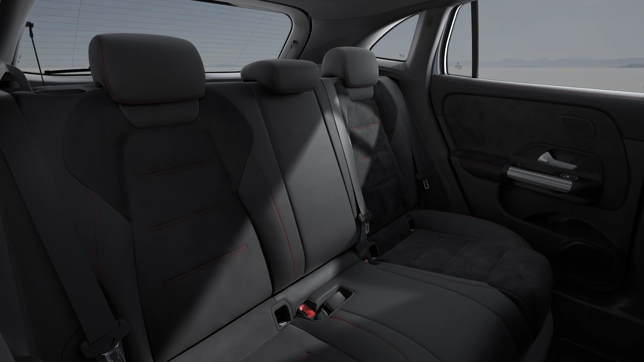 Mercedes GLA 200 d 8G-DCT — photo 12