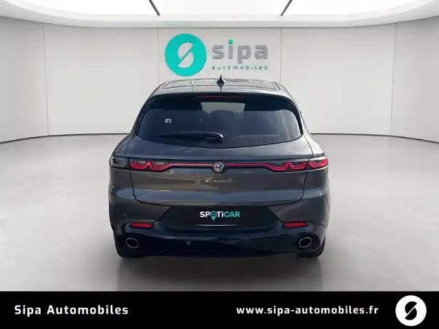 Alfa Romeo Tonale 1.3 hybride rechargeable phev 280ch at6 e-q4 — photo 4