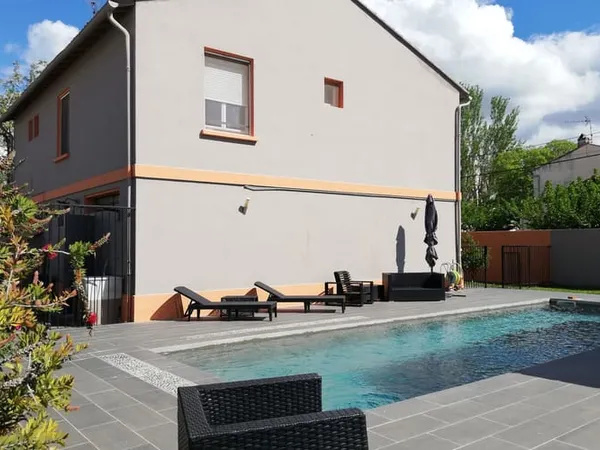 Maison 7 pièces 180 m²