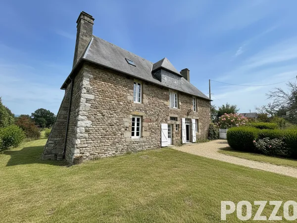 A Vendre - Mortain Bocage - Maison 5 pièce(s) 180.48 m² - MAISON DE MAÎTRE