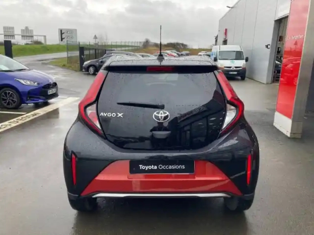 Toyota Aygo X 1.0 vvt-i 72ch collection s-cvt — photo 6