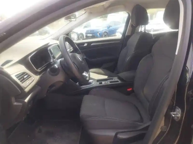 Renault Megane iv estate blue dci 115 edc — photo 24
