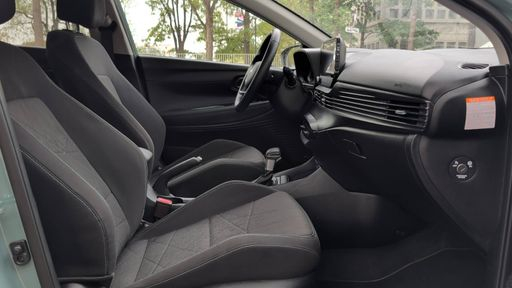 Hyundai Bayon 1.0 T-GDi 100 Hybrid 48V DCT - Intuitive – 2023 – 13290 km – Hybride essence – Boîte Automatique — photo 14