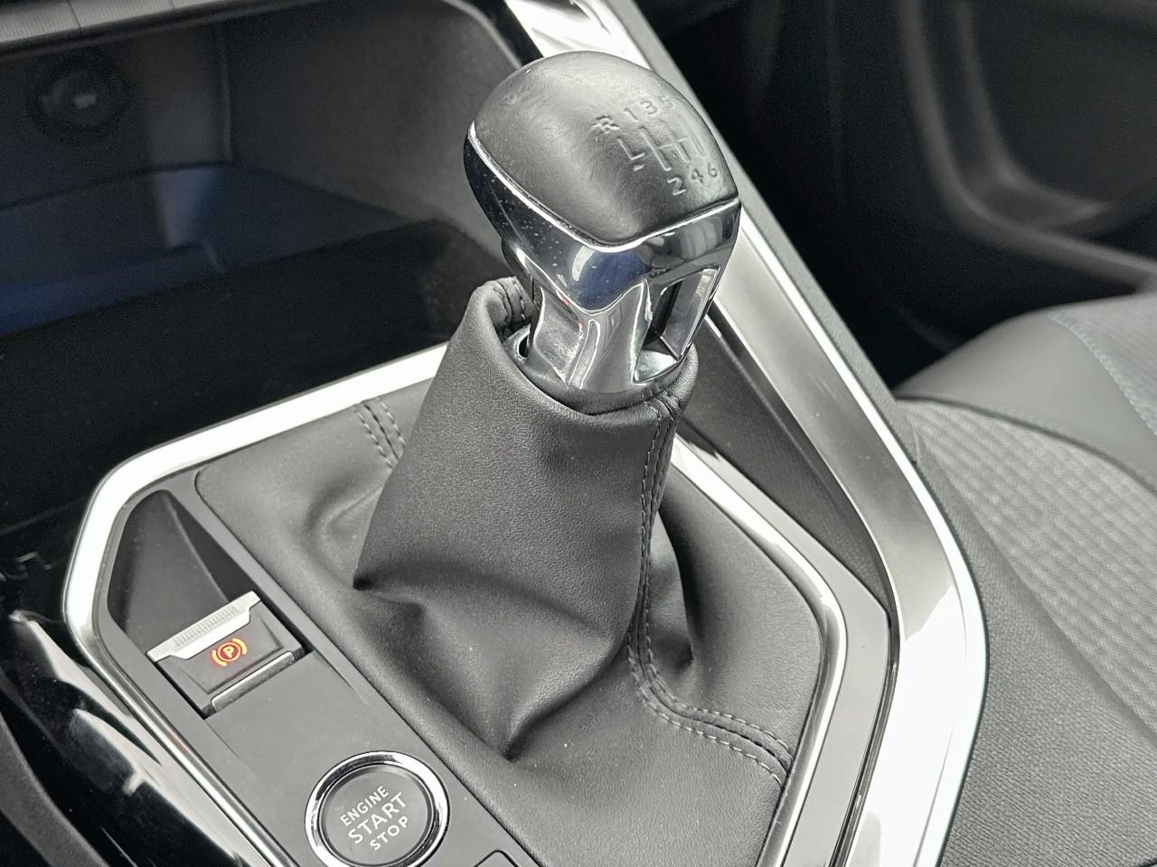 Peugeot 3008 puretech 130ch s&s bvm6 allure pack — photo 30