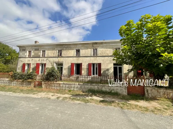 Maison 6 pièces 240 m²