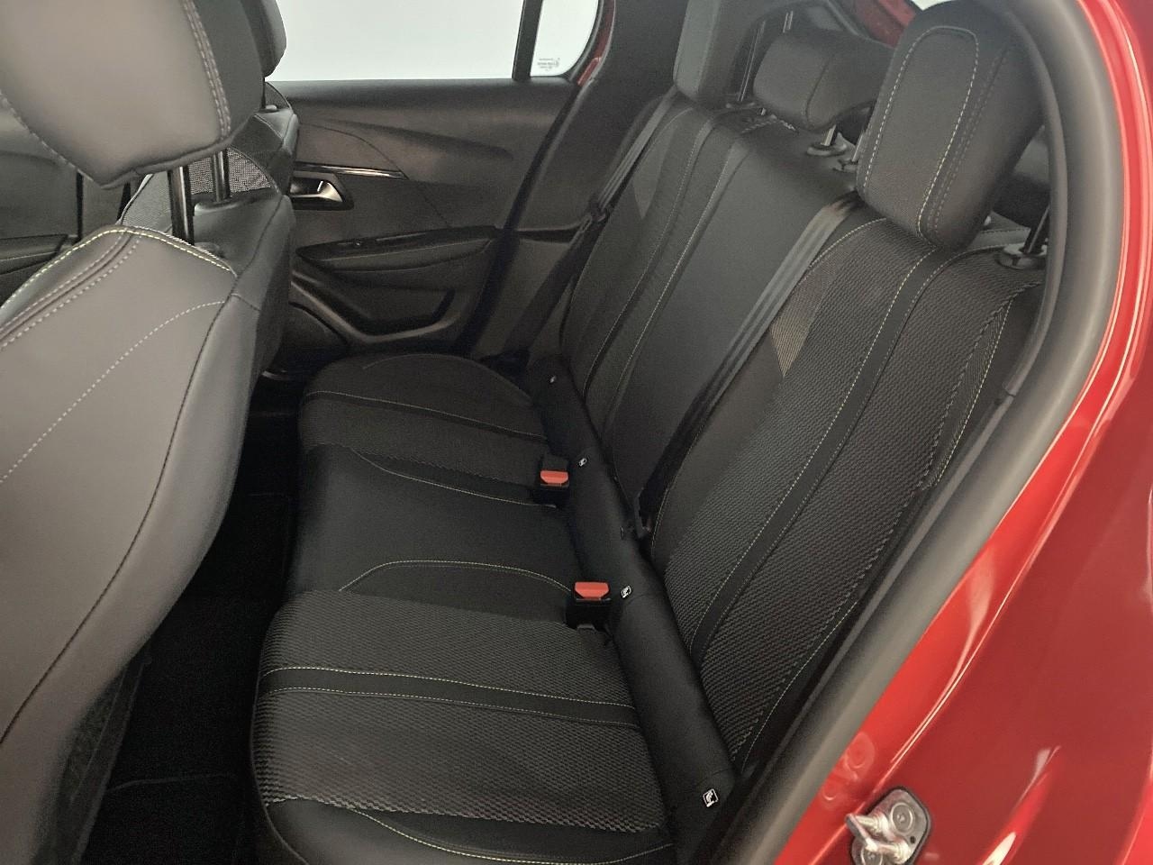 Peugeot 208 hybrid 145 ch e-dcs6 gt — photo 10