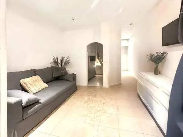 Studio 24m² à Beausoleil accès piscine