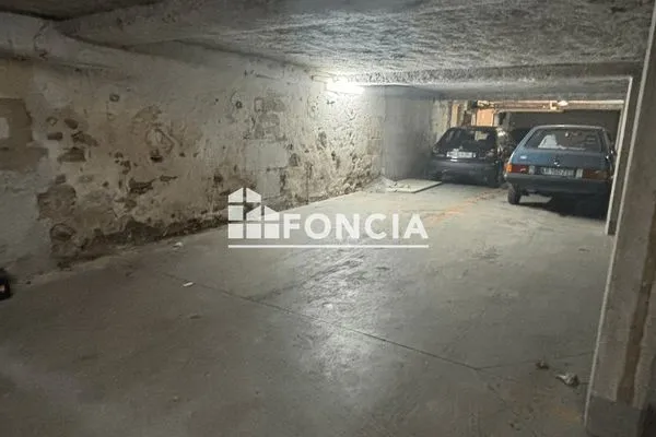 Parking 15 m²